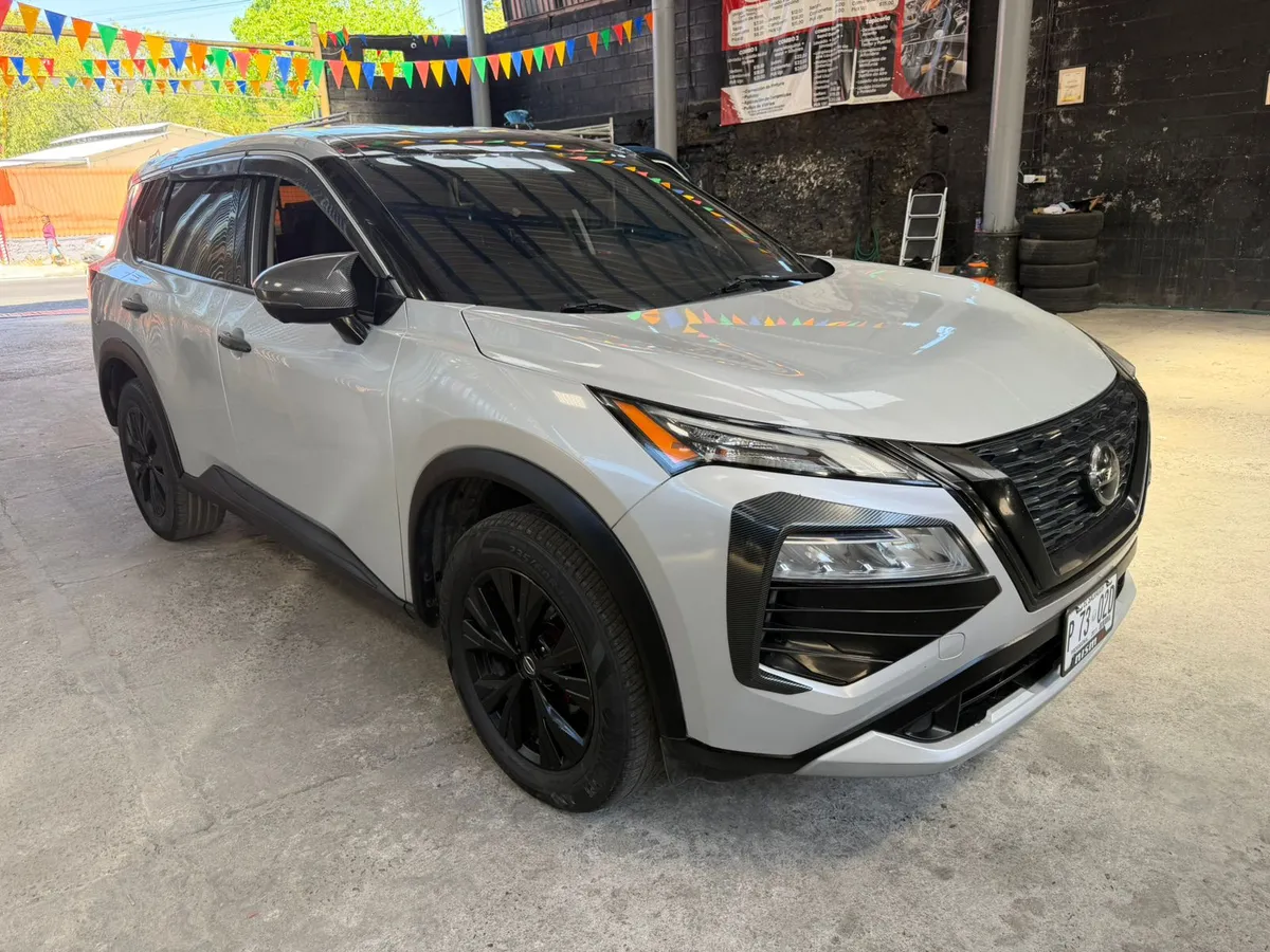 Nissan Rogue 2021 - vista 2