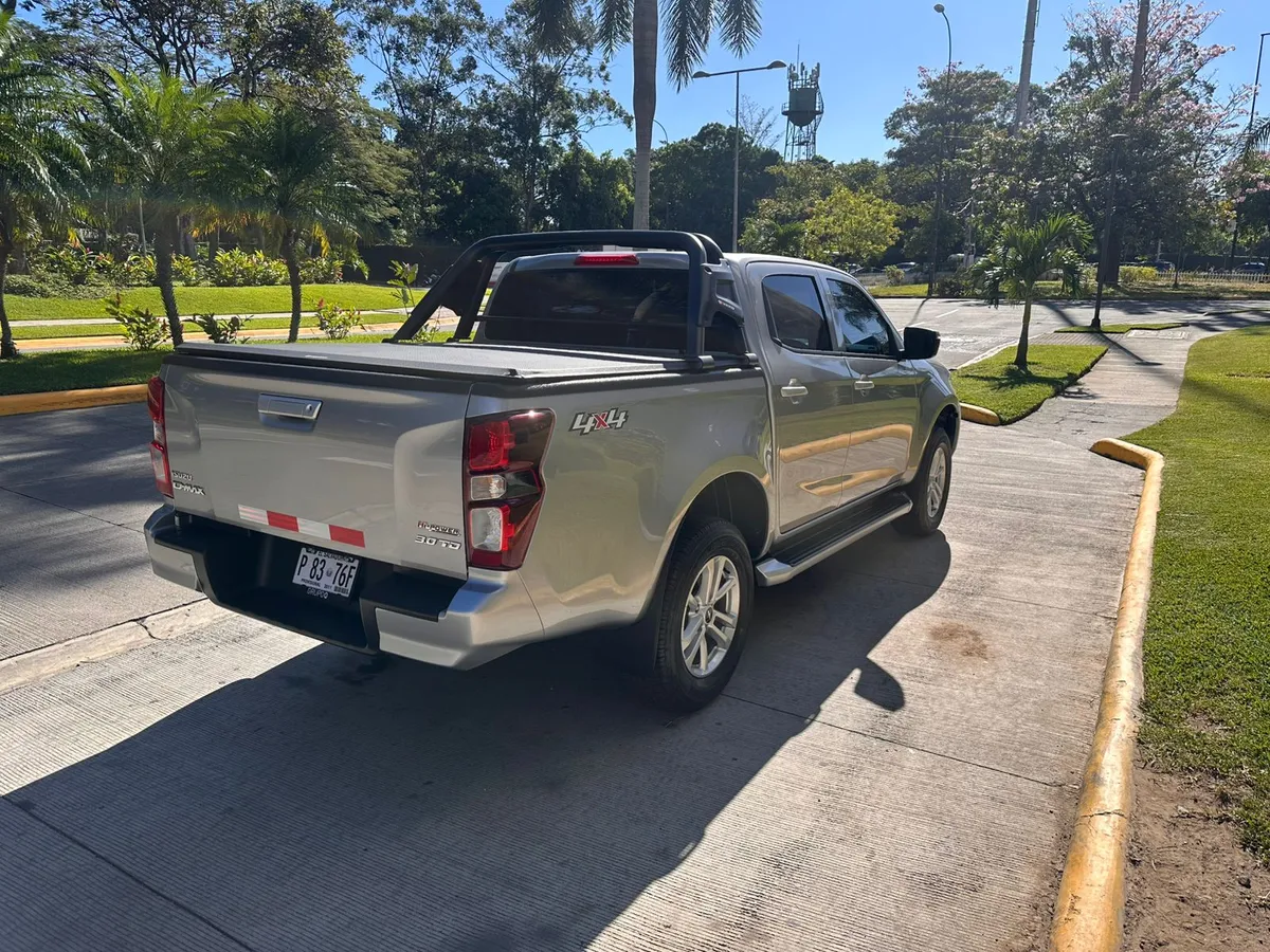 Isuzu D-Max 2024 - vista 2