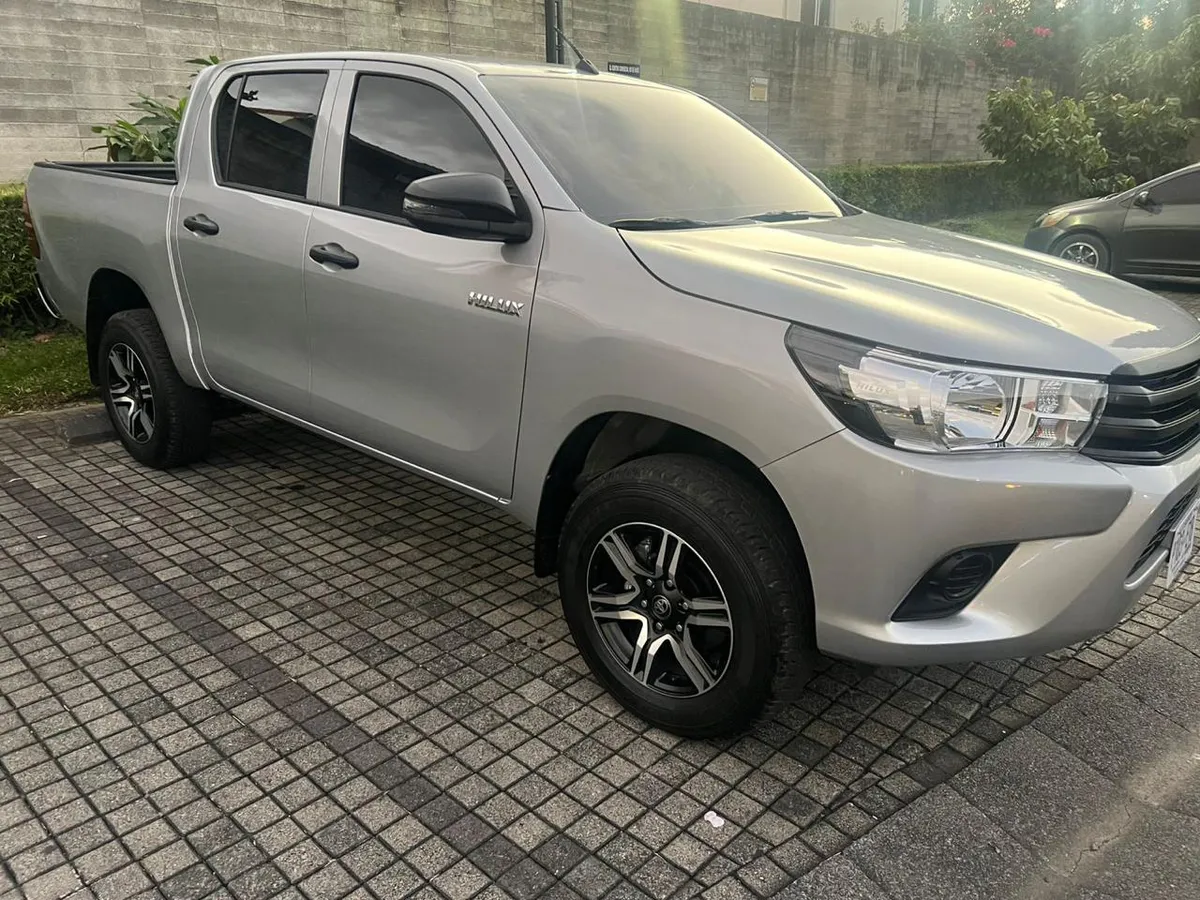 Toyota Hilux - vista 3